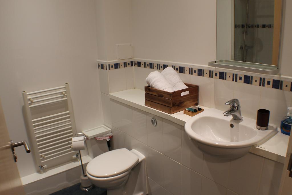 Apartment On Drybrough Crescent 3/6 Edinburg Exteriör bild
