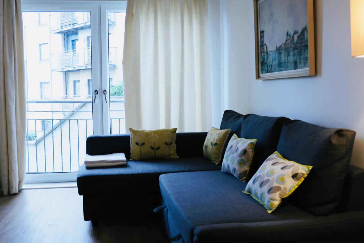 Apartment On Drybrough Crescent 3/6 Edinburg Exteriör bild